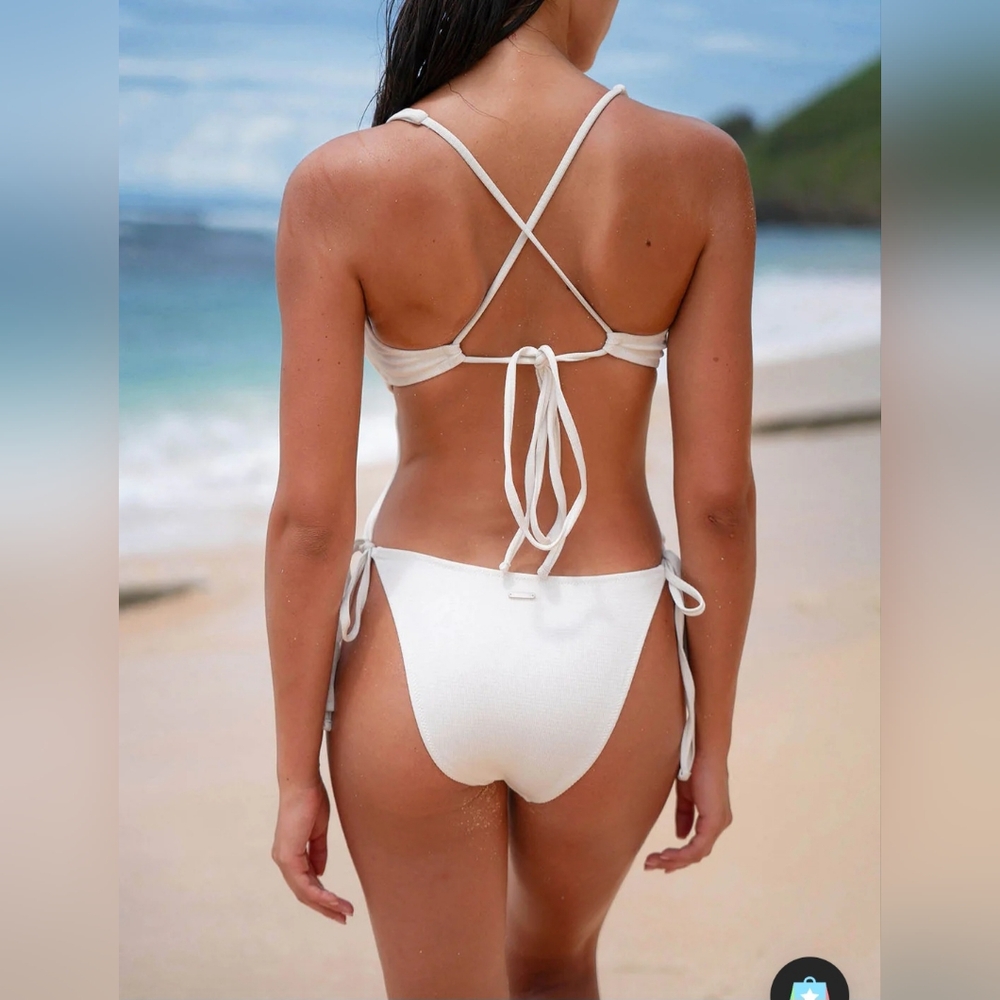 NWT Berlook White Ribbed Criss Cross Tie Back One Piece Swimsuit, Medium